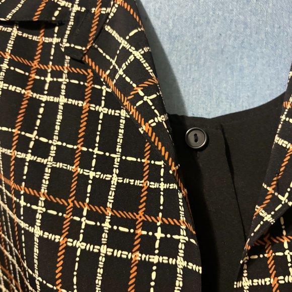 IMPRESSIONS LADIES SIZE L- TWO IN ONE BLOUSE TANK  & BLOUSE LONG SLEEVES. - Picture 2 of 3